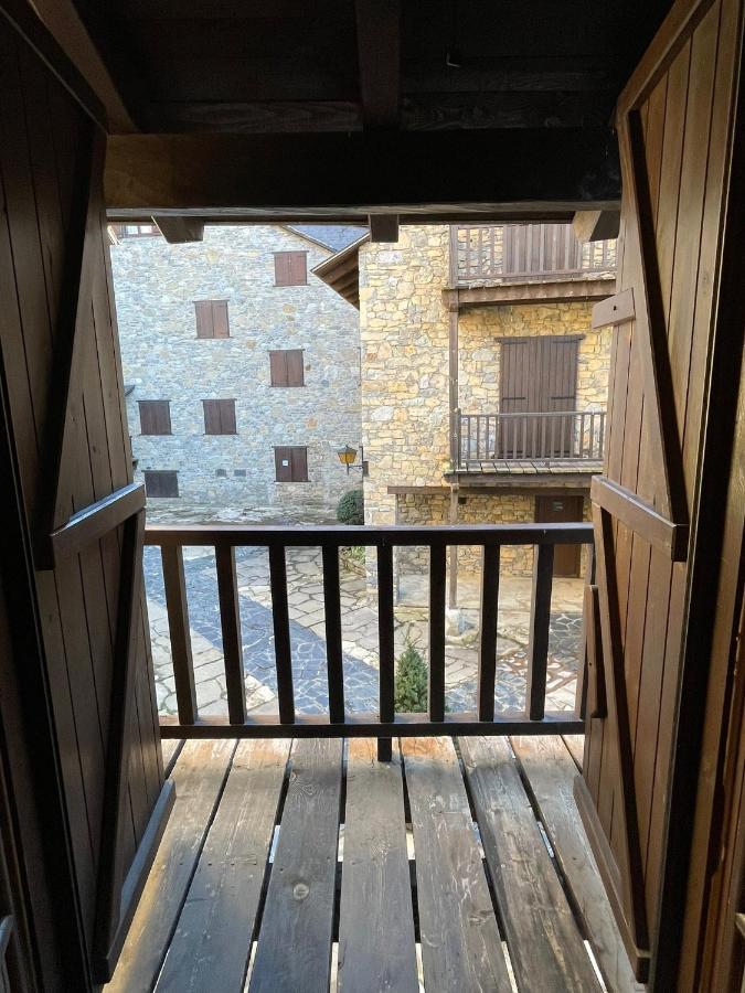 Urbanizacion Linsoles - Benasque Daire Sahun Dış mekan fotoğraf